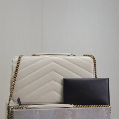 LOULOU MEDIUM 29 IN WHITE SHEEPSKIN GOLD HARDWARE