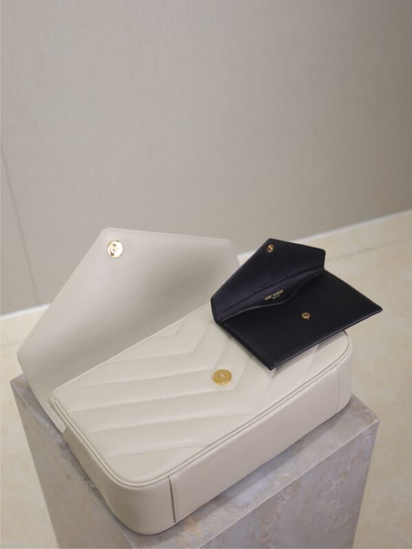 LOULOU MEDIUM 29 IN WHITE SHEEPSKIN GOLD HARDWARE