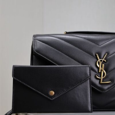 LOULOU MEDIUM 29 IN BLACK SHEEPSKIN GOLD HARDWARE