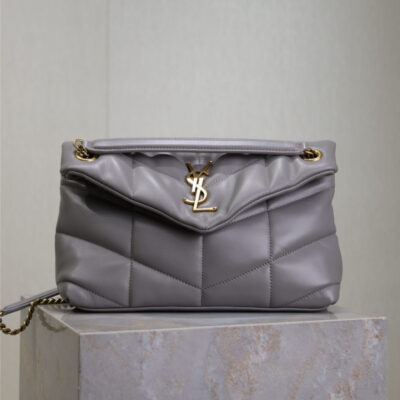 YSL 25S LOULOU PUFFER MEDIUM 29 IN SMOKY LAVENDER CALFSKIN