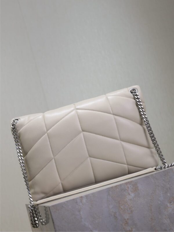 YSL 25S LOULOU PUFFER GM 35 IN SMOKEY TAUPE CALFSKIN SILVER HARDWARE