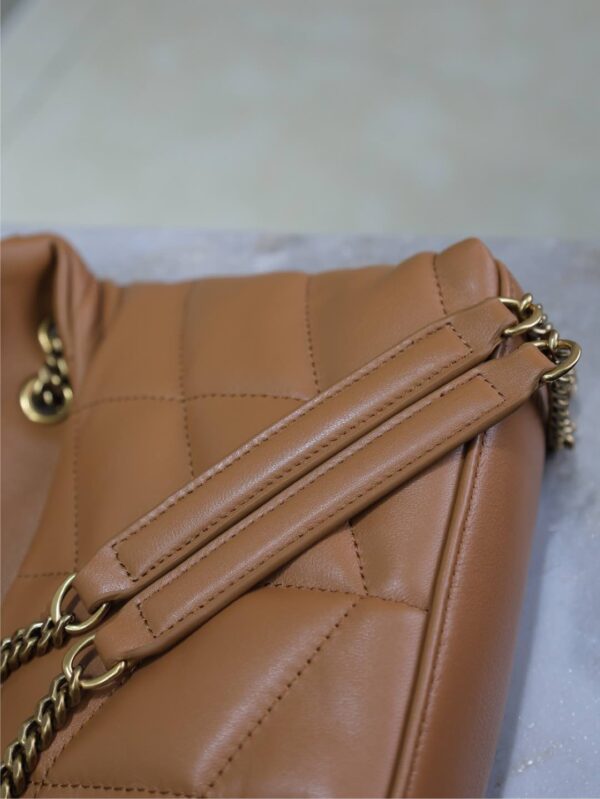 YSL 25S LOULOU PUFFER MINI 23 IN CARAMEL CALFSKIN GOLD HARDWARE
