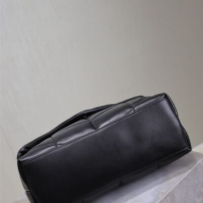 YSL 25S LOULOU PUFFER GM 35 IN BLACK CALFSKIN BLACK HARDWARE
