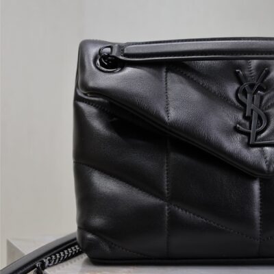 YSL 25S LOULOU PUFFER MM 29 IN BLACK CALFSKIN BLACK HARDWARE