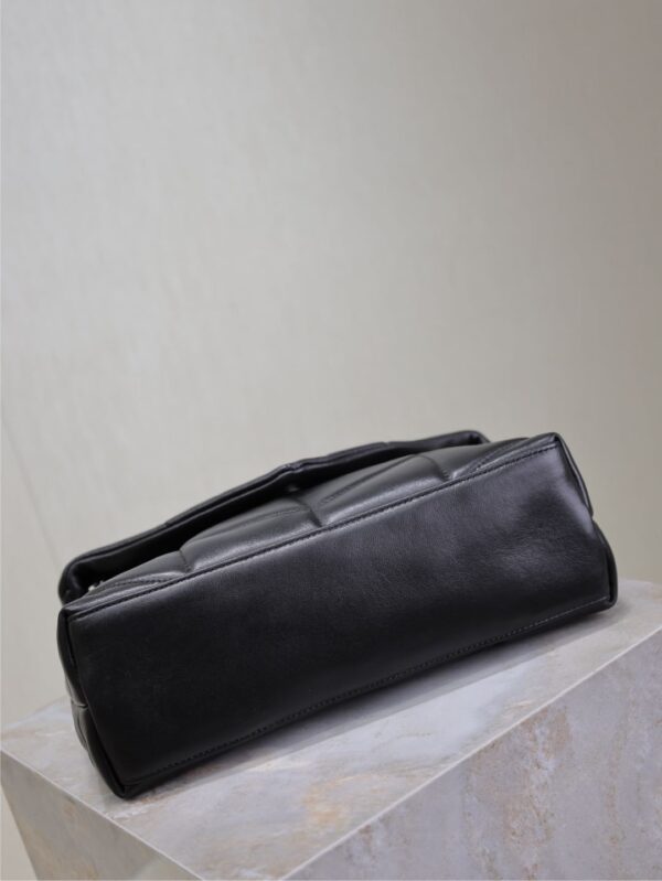 YSL 25S LOULOU PUFFER MM 29 IN BLACK CALFSKIN BLACK HARDWARE