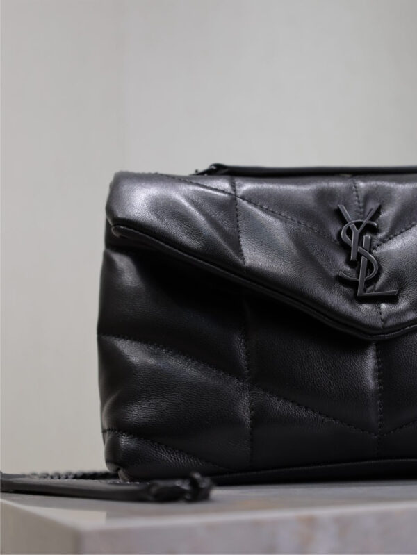 YSL 25S LOULOU PUFFER MINI 23 IN BLACK CALFSKIN BLACK HARDWARE