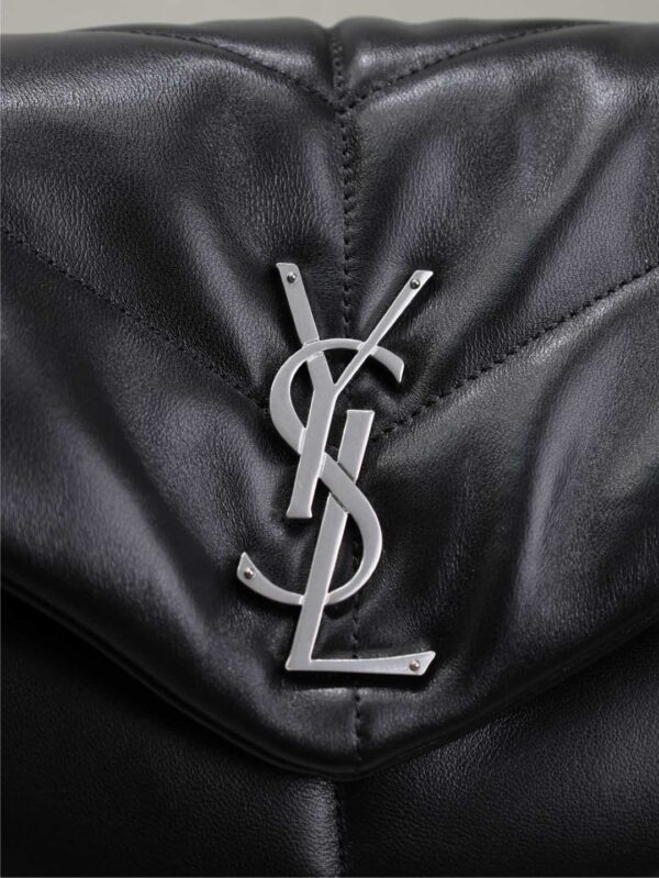 YSL 25S LOULOU PUFFER GM 35 IN BLACK CALFSKIN SILVER HARDWRE