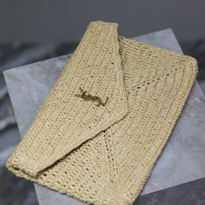 YSL 25S CASSANDRE LARGE ENVELOPE POUCH 29 IN NATURAL RAFFIA GOLD HARDWRE
