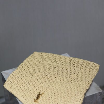 YSL 25S CASSANDRE LARGE ENVELOPE POUCH 29 IN NATURAL RAFFIA GOLD HARDWRE