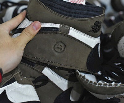Jordan 1 High Travis Scott CD4487-100