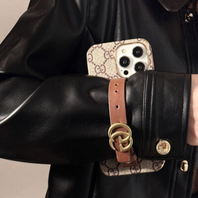 lv07-013 GG iPhone Case With Holder Brown